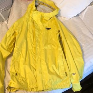 Yellow Patagonia raincoat/ windbreaker
